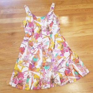 NWT Women's fit and flare dress size 8 nine west